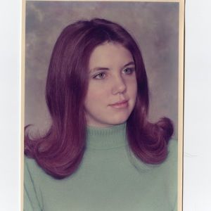 Meet your Posher, Lory